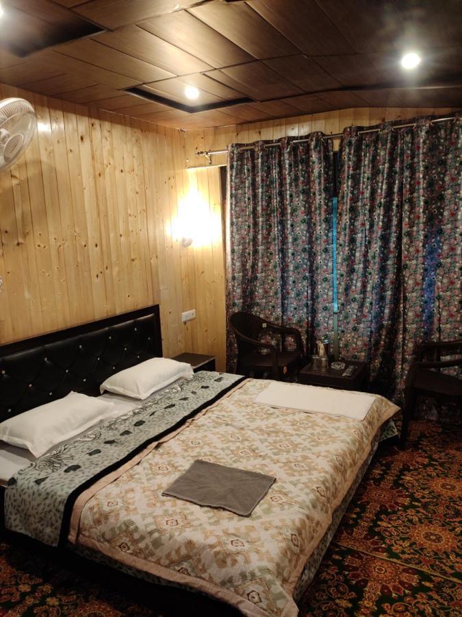 Dream River Resort Pahalgām Eksteriør billede