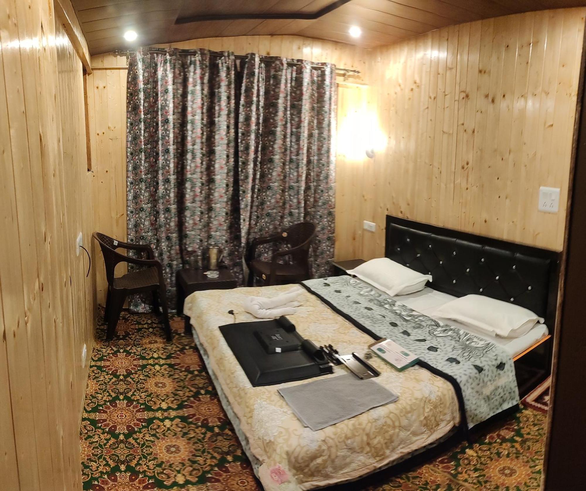 Dream River Resort Pahalgām Eksteriør billede