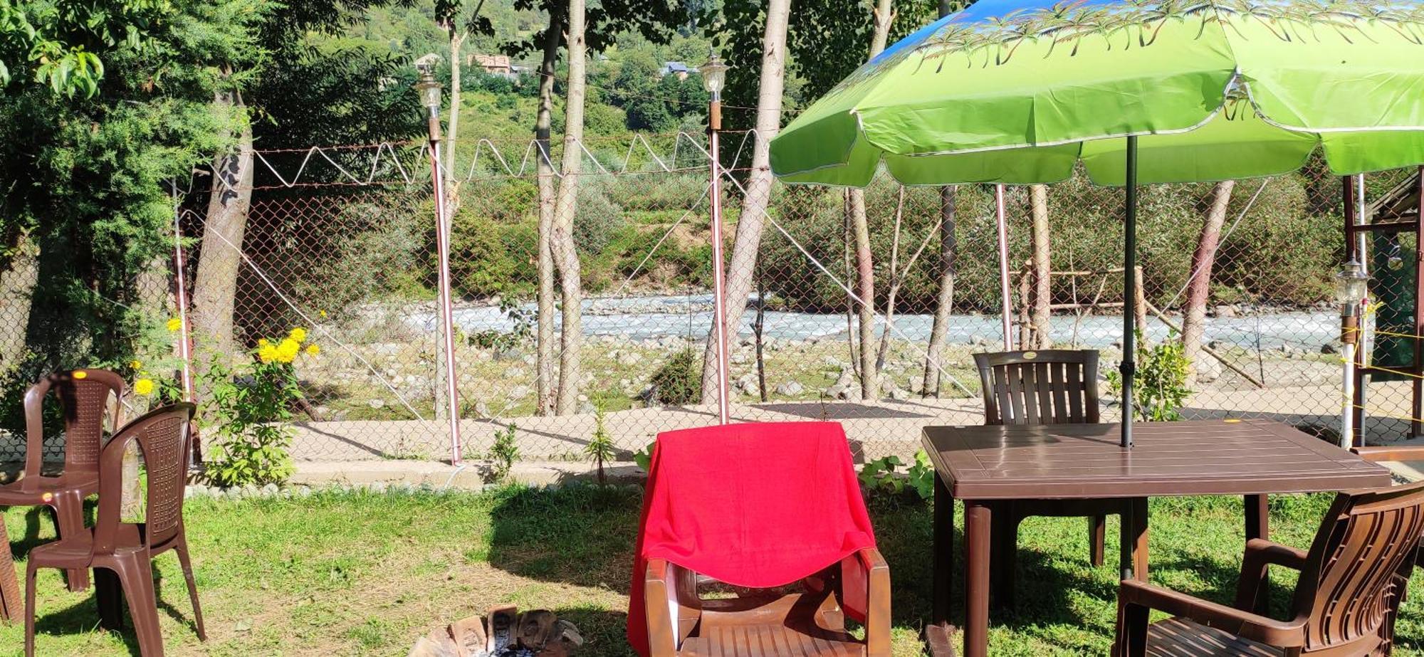 Dream River Resort Pahalgām Eksteriør billede
